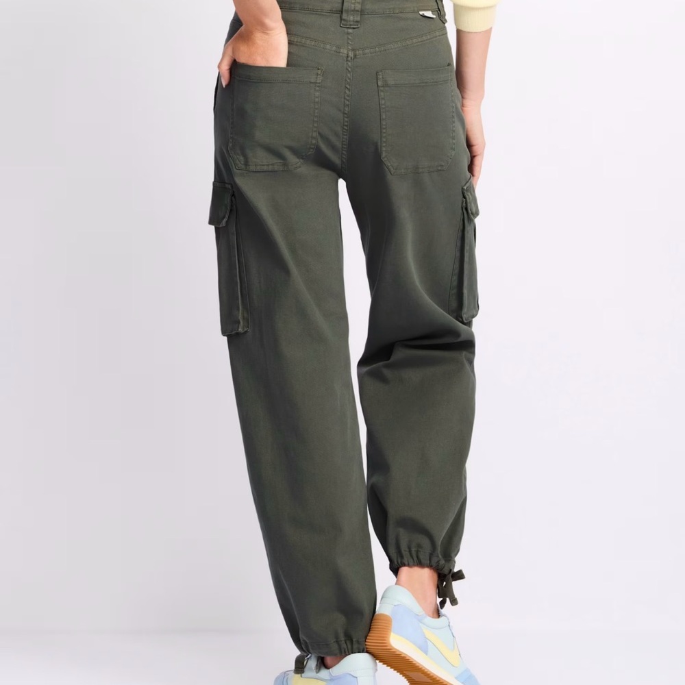 Women's Olive Cargo Pants